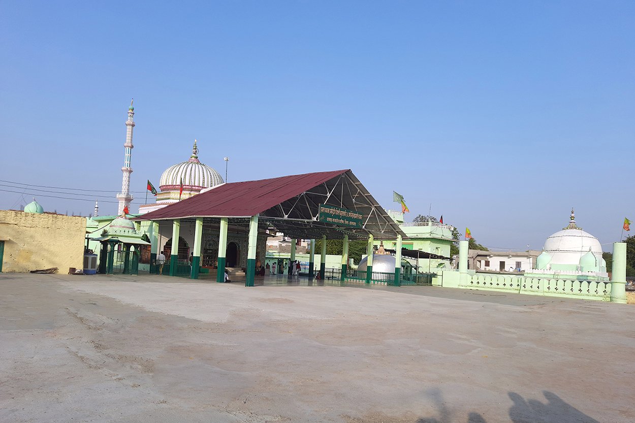 Meethe Mahabai Sarkar Dargah Gagron Fort 
